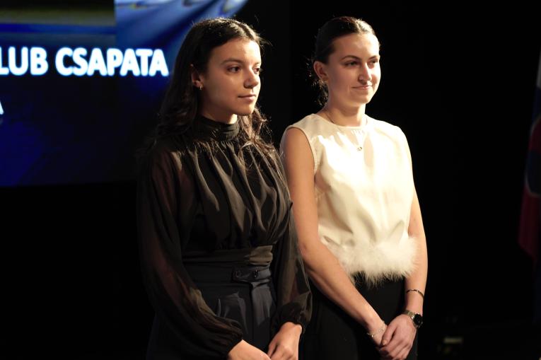Kulich Eszter és Rákócza Dóra, a díjazottak